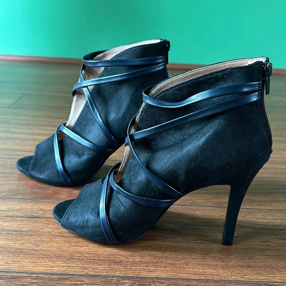 👠👠High Heeled Peep Toe Booties👠👠